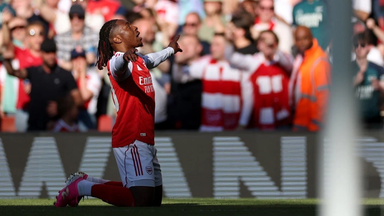 Selebrasi Eberechi Eze Arsenal